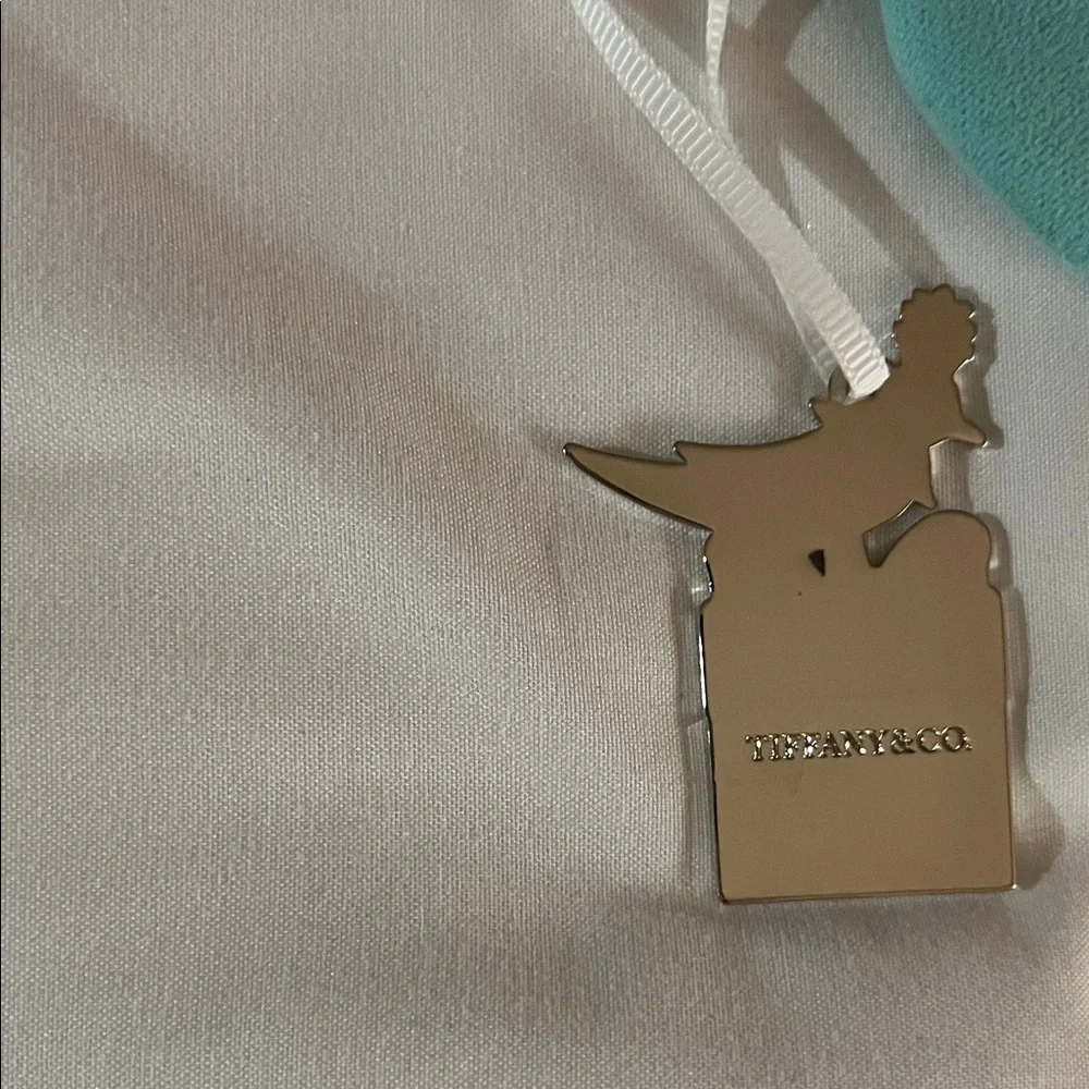 Tiffany & Co. Silver Gift Ornament with Blue Pouch - Picture 2 of 4